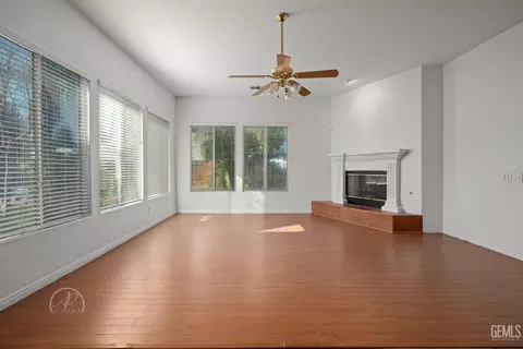 607 Echo Summit Dr, Bakersfield, CA 93312 photo 27