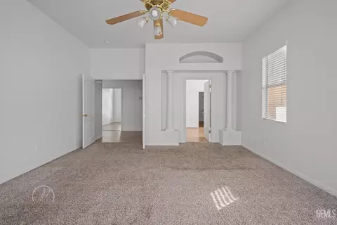 607 Echo Summit Dr, Bakersfield, CA 93312 photo 18
