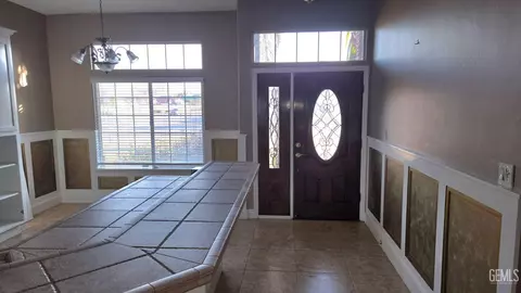 4100 Northwind Dr, Bakersfield, CA 93313 photo 4