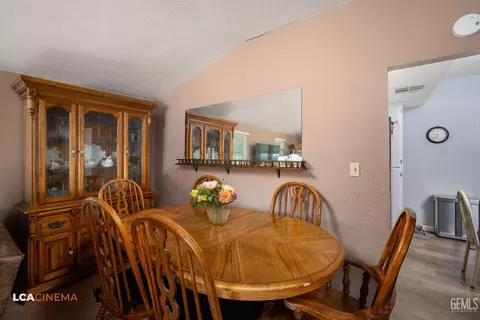 27540 Cypress St, Taft, CA 93268 photo 8