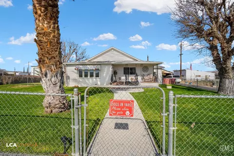 27540 Cypress St, Taft, CA 93268 photo 3