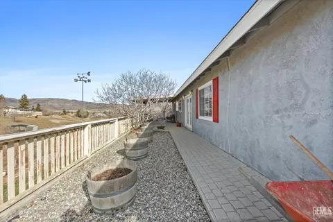21941 Fig Ct, Tehachapi, CA 93561 photo 41