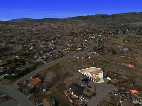 21941 Fig Ct, Tehachapi, CA 93561 photo 54