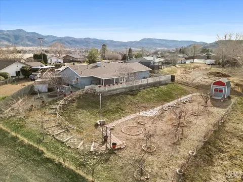 21941 Fig Ct, Tehachapi, CA 93561 photo 8