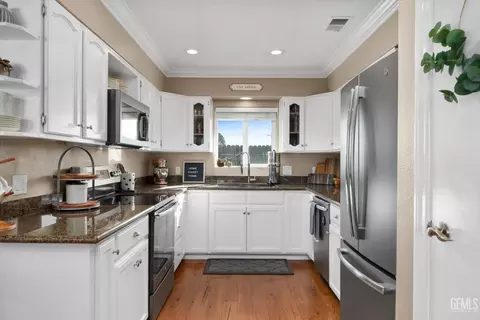 19700 Luana Dr, Tehachapi, CA 93561 photo 9