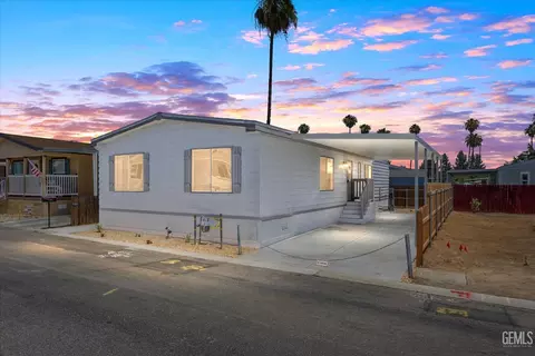 230 Vivian Ln, Bakersfield, CA 93308