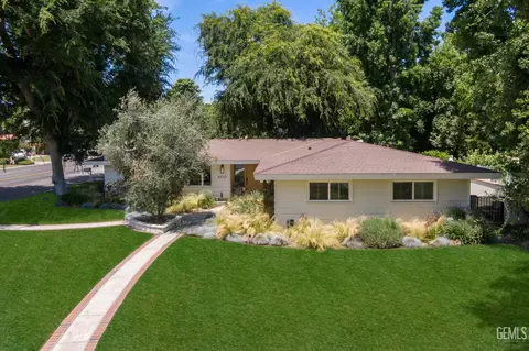 6532 Yosemite Pl, Bakersfield, CA 93309