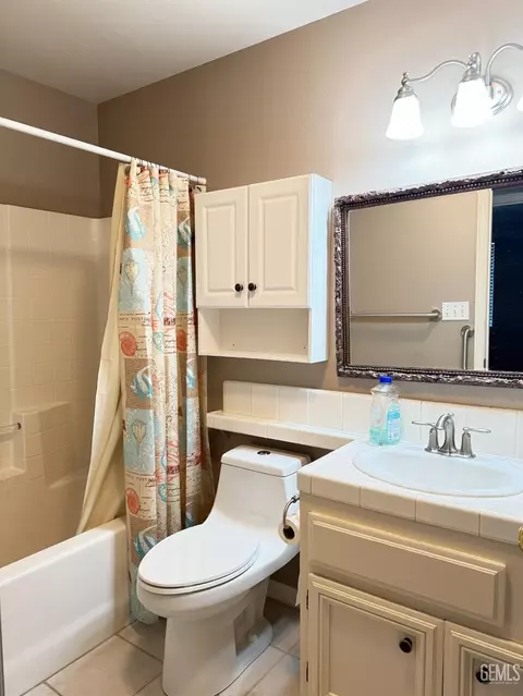 8514 Winlock St, Bakersfield, CA 93312 photo 6