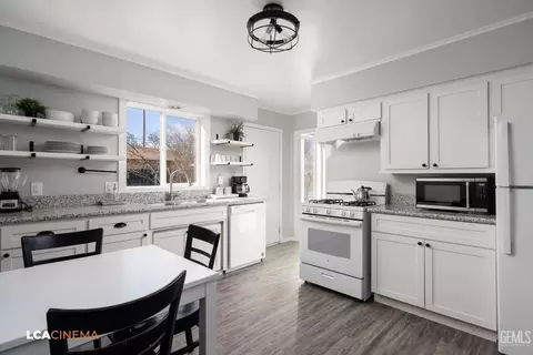 316 E I St, Tehachapi, CA 93561 photo 11