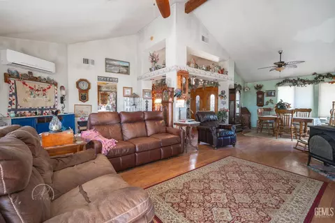 909 Arroyo Way, Taft, CA 93268 photo 7
