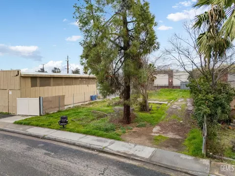640 3rd St, Mcfarland, CA 93250 photo 3