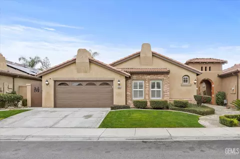 8605 Lago Di Como Ln, Bakersfield, CA 93312