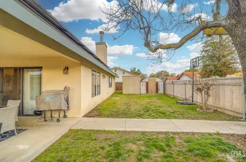 335 Bree Dr, Shafter, CA 93263 photo 38
