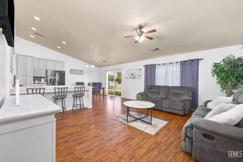 Other - 2604 Rain Dr, Bakersfield, CA 93313 photo 1 of 8