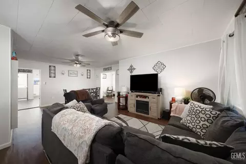 27544 Cypress St, Taft, CA 93268 photo 11