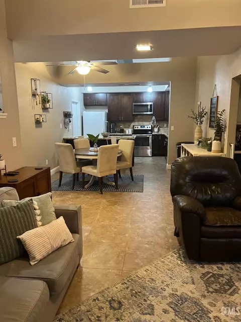 Other - 7117 Hanover Cir, Bakersfield, CA 93309 photo 1 of 2