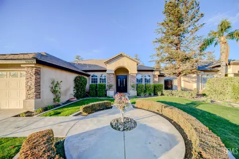 10804 Rustic Crk, Bakersfield, CA 93312