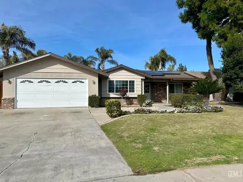 6016 Cardiff Ave, Bakersfield, CA 93309