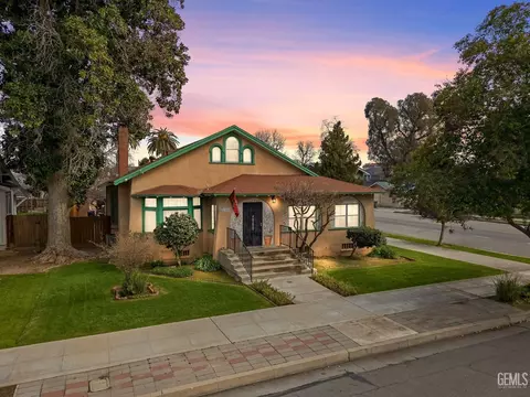 2104 B St, Bakersfield, CA 93301