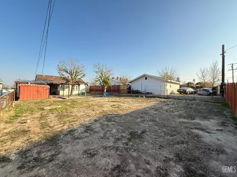 313 Van Buren St, Taft, CA 93268 photo 14