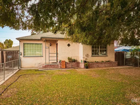 509 Ray St, Bakersfield, CA 93308
