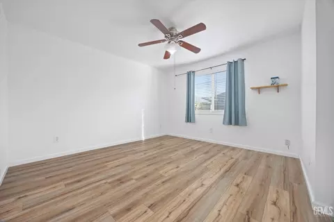 Other - 707 A St, Taft, CA 93268 photo 4 of 7