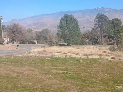 2930 Chipmunk Pl, Mountain Mesa, CA 93240 photo 6