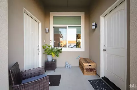 7201 Laredo Dr, Bakersfield, CA 93311 photo 3