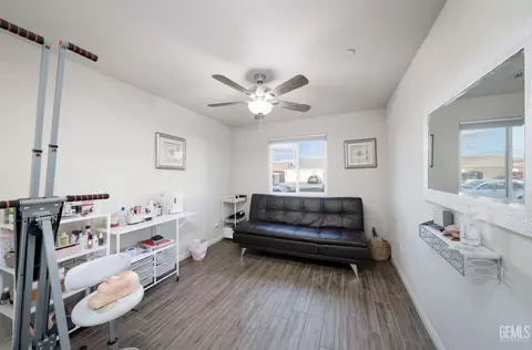 7201 Laredo Dr, Bakersfield, CA 93311 photo 16