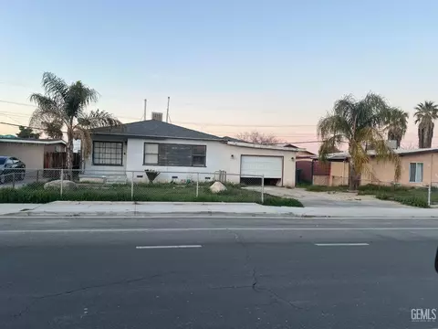 212 E Fairview Rd, Bakersfield, CA 93307
