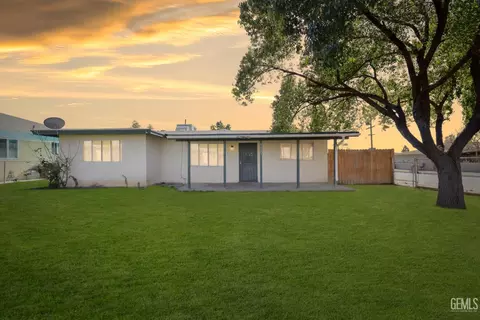 1121 Castaic Ave, Bakersfield, CA 93308