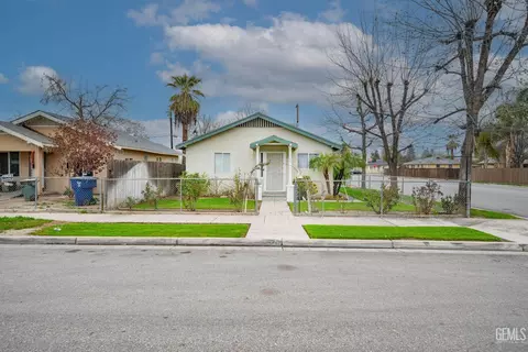 929 Q St, Bakersfield, CA 93304