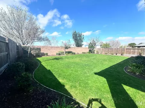 7507 Carson Riv, Bakersfield, CA 93311 photo 9