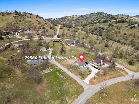 View/Area - 29560 Stallion Springs Dr, Tehachapi, CA 93561 photo 3 of 3