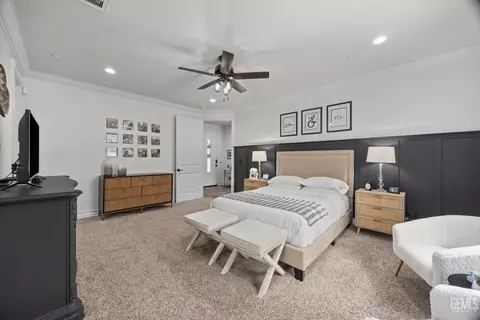 Bedroom - 29560 Stallion Springs Dr, Tehachapi, CA 93561 photo 2 of 3