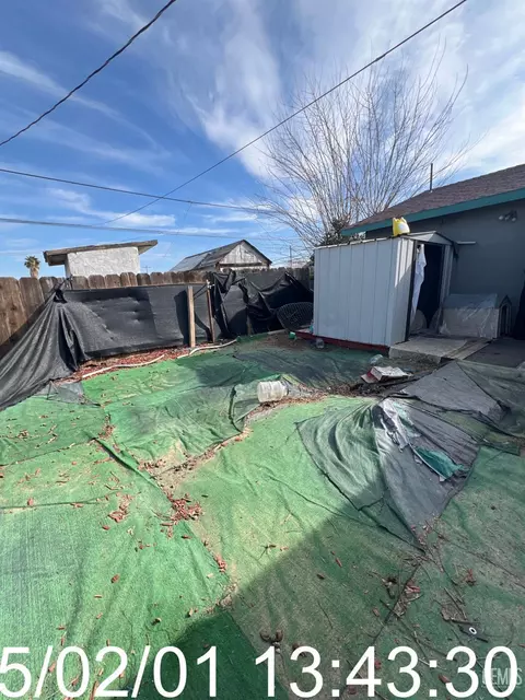 Exterior - 224 Lierly Ave, Taft, CA 93268 photo 2 of 5