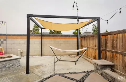9012 Brook Shadow Way, Shafter, CA 93263 photo 23