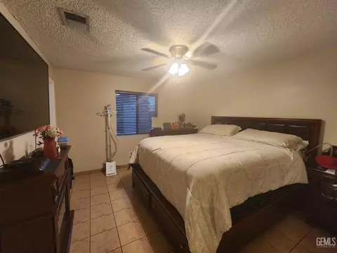Bedroom - 199 Clemson St, Shafter, CA 93263 photo 2 of 2