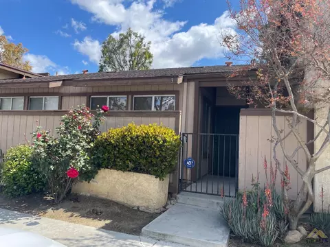 5501 Dunsmuir Rd #35, Bakersfield, CA 93309