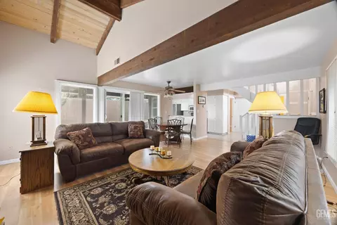 101 Meadow Lakes Dr, Tehachapi, CA 93561 photo 13