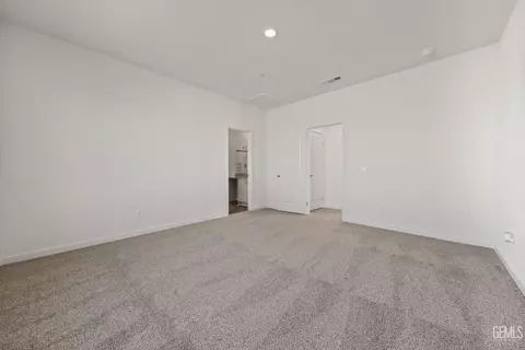 7905 Grapefruit Dr, Bakersfield, CA 93313 photo 5