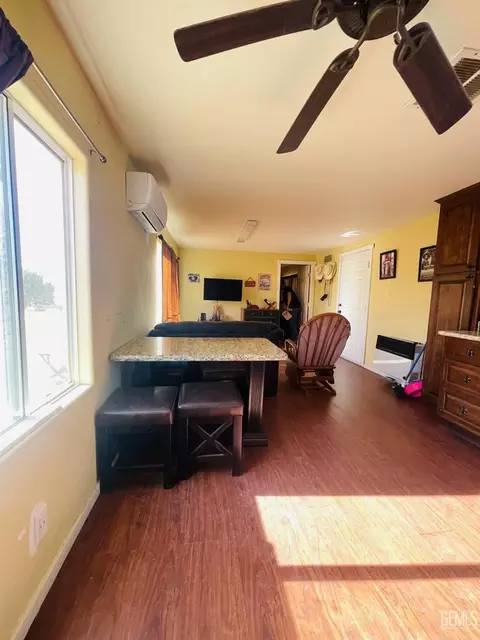 35760 Marvin Ct, Caliente, CA 93518 photo 6