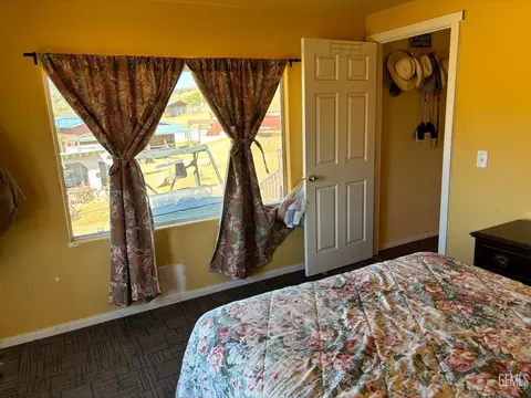 35760 Marvin Ct, Caliente, CA 93518 photo 8