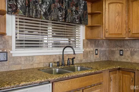 0 203 E San Emidio, Taft, CA 93268 photo 20