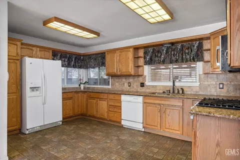 0 203 E San Emidio, Taft, CA 93268 photo 17