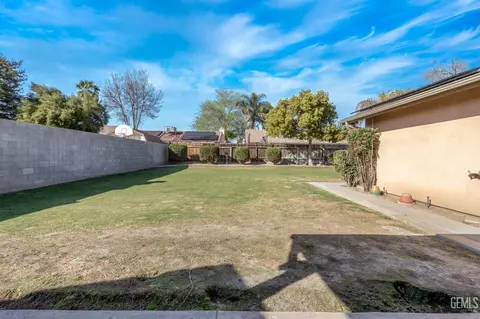 4804 Pinecastle Ave, Bakersfield, CA 93313 photo 23