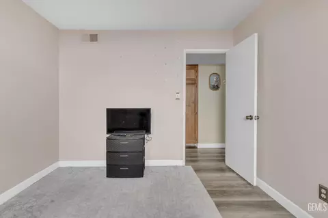 4804 Pinecastle Ave, Bakersfield, CA 93313 photo 16