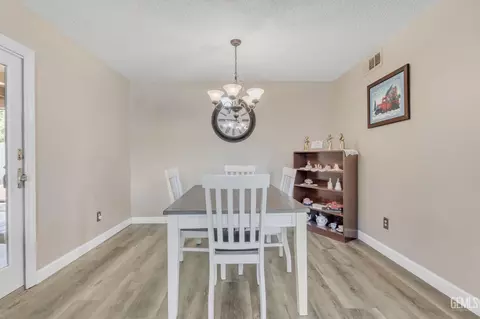 4804 Pinecastle Ave, Bakersfield, CA 93313 photo 8