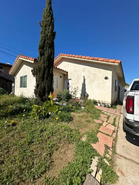 1061 Brighton Ave, Grover Beach, CA 93433 photo 4
