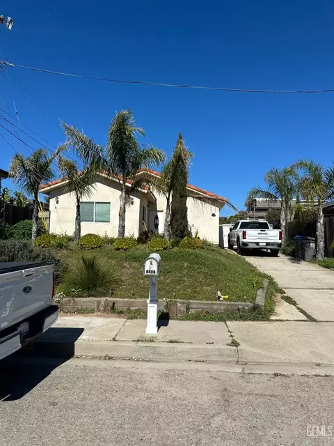 1061 Brighton Ave, Grover Beach, CA 93433 photo 1